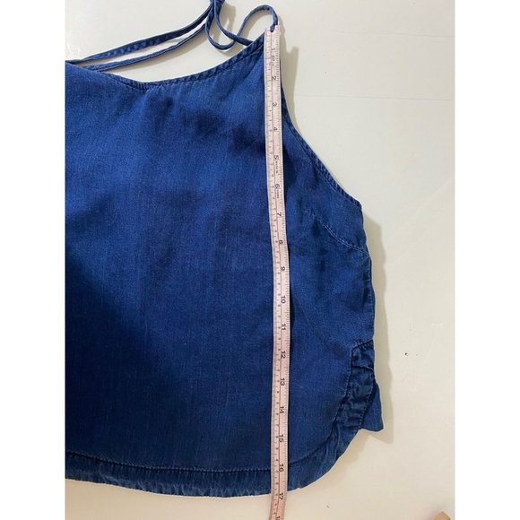 Chelsea & Violet Blue Chambray Sleeveless Lyocell Top‎ with ties at Shoul… - Picture 10 of 11